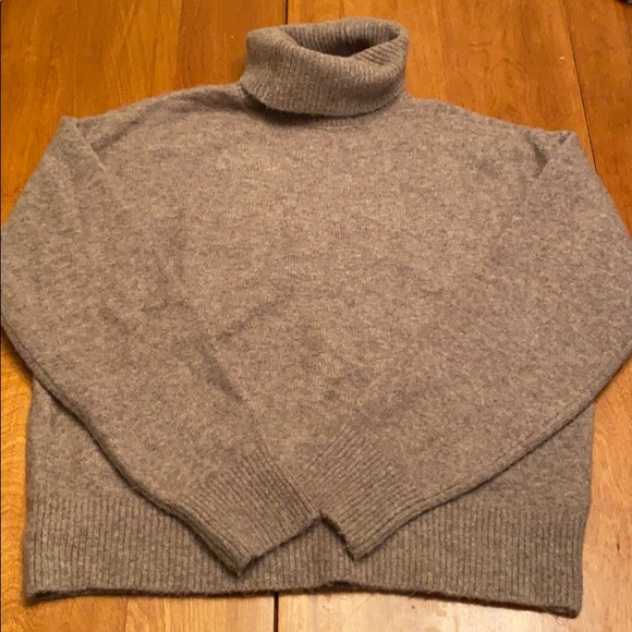 H&M Sweaters - H&M Earth Tone Turtleneck Sweater XS